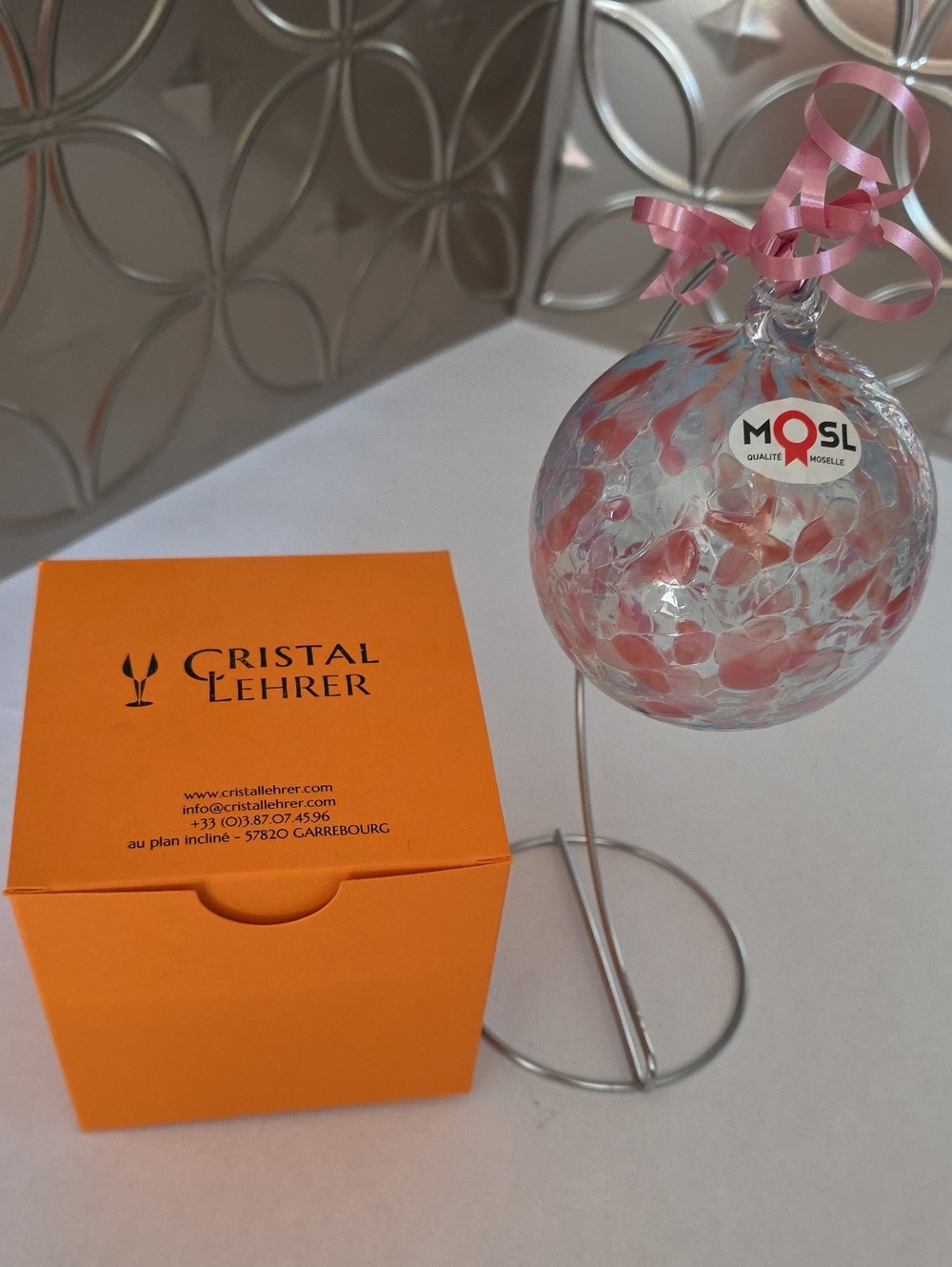Cristal Lehrer French Hand-Blown Art Glass Sphere Pink/White Speckled Ornament - Picture 1 of 13